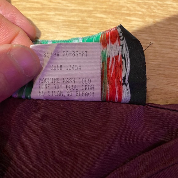 Lip service corset with hidden zipper and exposed zipper details - Picture 6 of 7